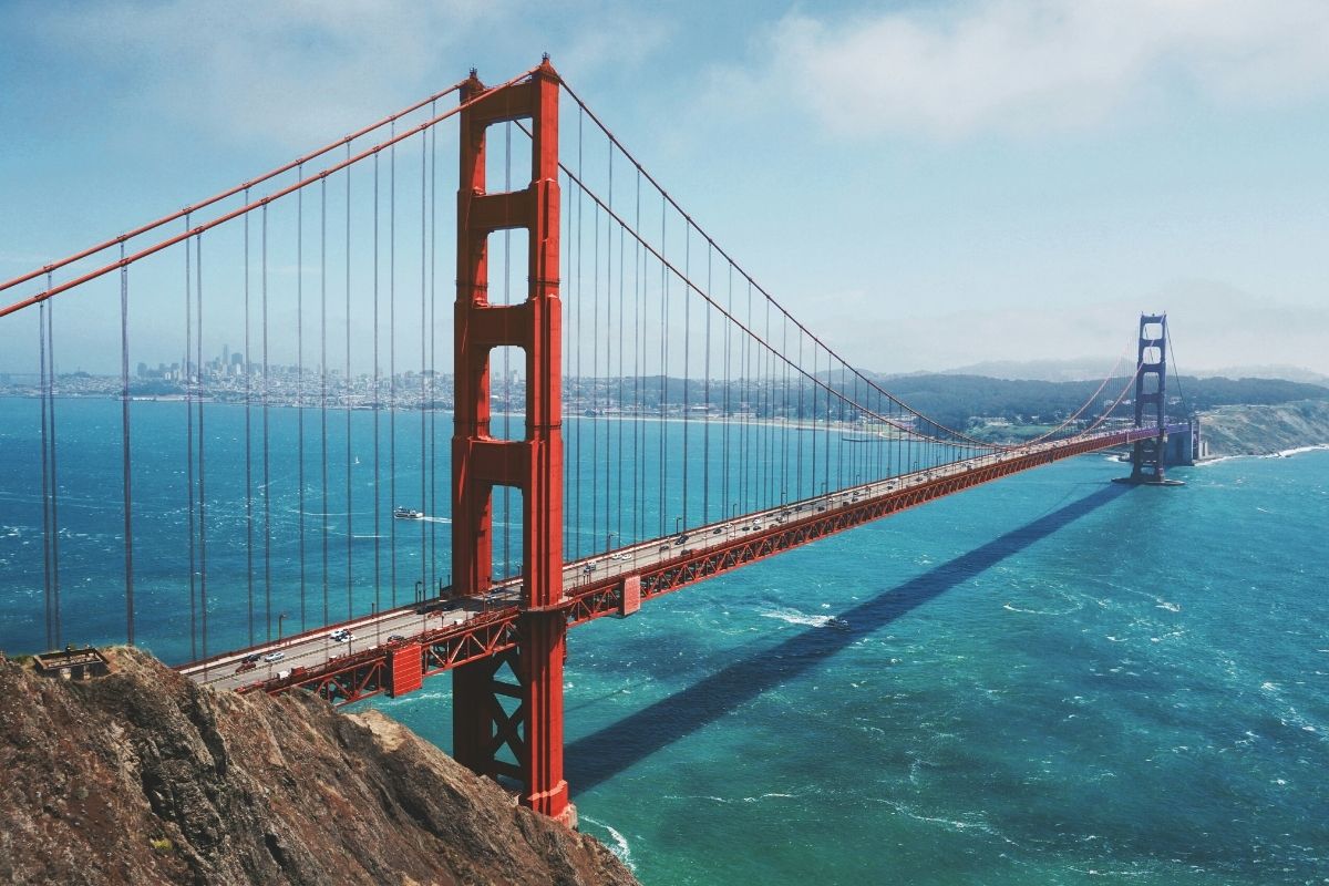 Golden Gate Bridge over San Francisco Bay for plastic surgery marketing